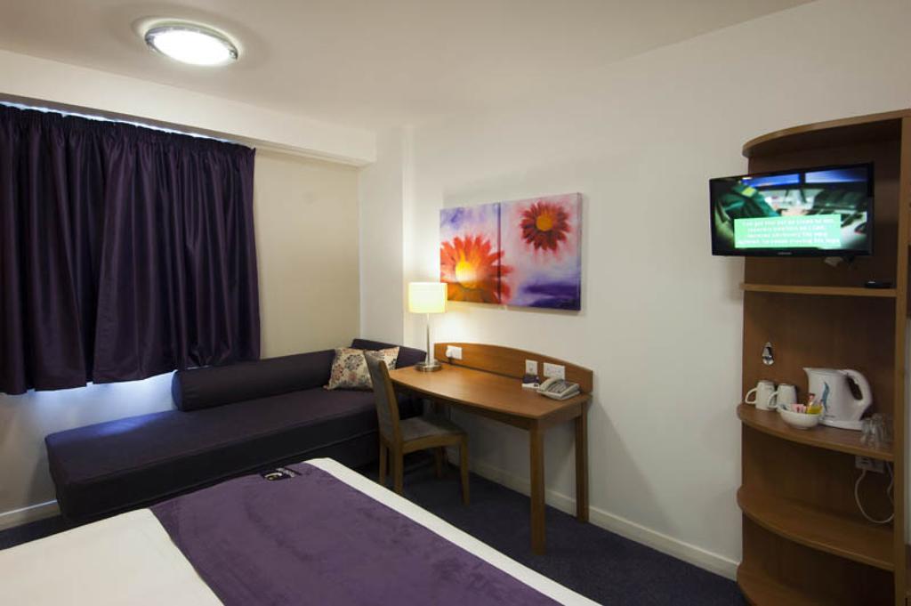 Premier Inn Kidderminster Exterior foto